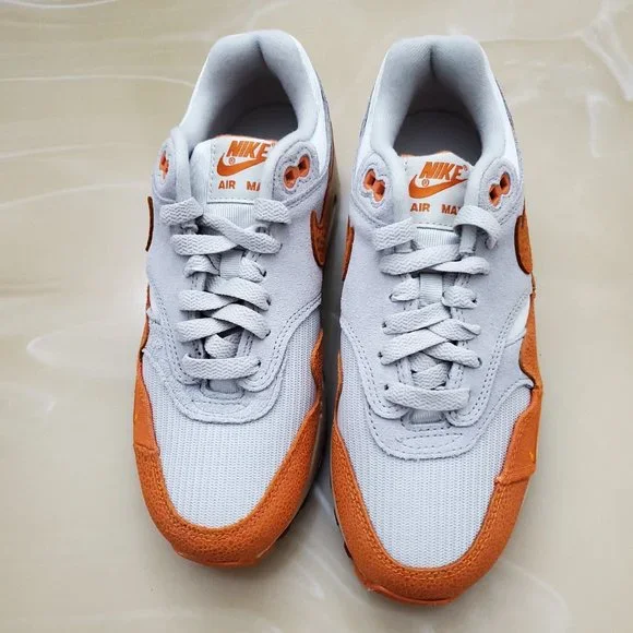 Nike Women's Air Max 1 Magma Orange - Picture 4 of 10